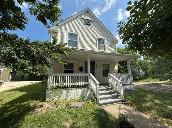 2602 Vega Ave, Cleveland, OH 44113