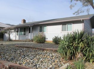 736 Oak St, Yreka, CA 96097