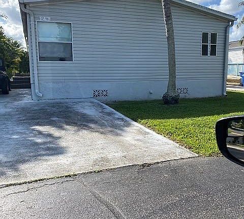 2nd image of 35250 SW 177th Ct Unit 24