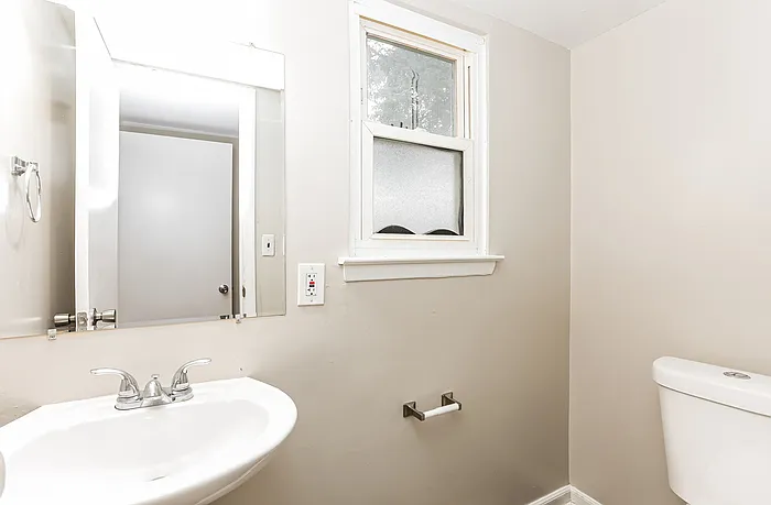 8 Lasonia Way — Photo 17