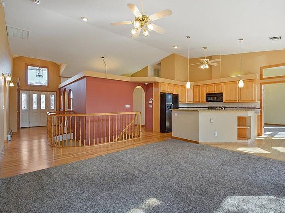 4th image of 1006 Alexandria Dr