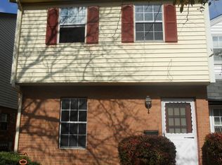 2718 Petzinger Rd, Columbus, OH 43209