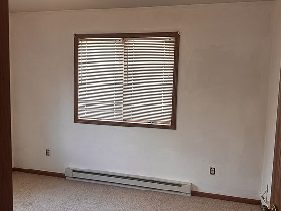 5th image of 460 S Main St #2