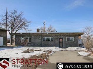60 Williams St, Evansville, WY 82636