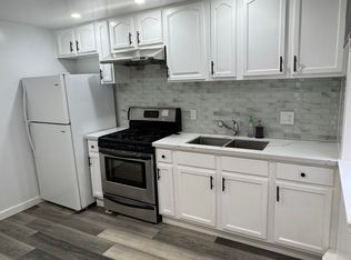 202 Palisades Dr, Daly City, CA