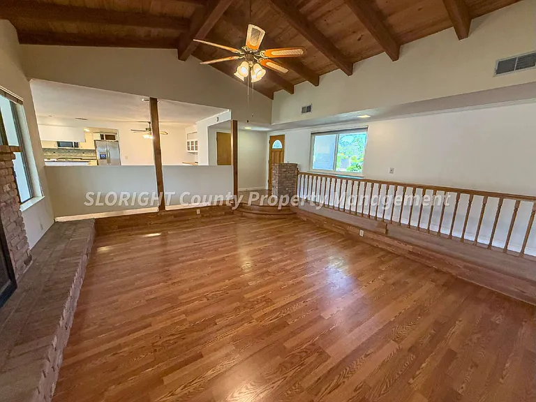204 Ruby Ln — Photo 7