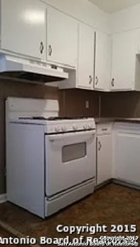 312 Babcock Rd — Photo 4