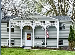 304 Partridge Run Rd, Gibsonia, PA 15044