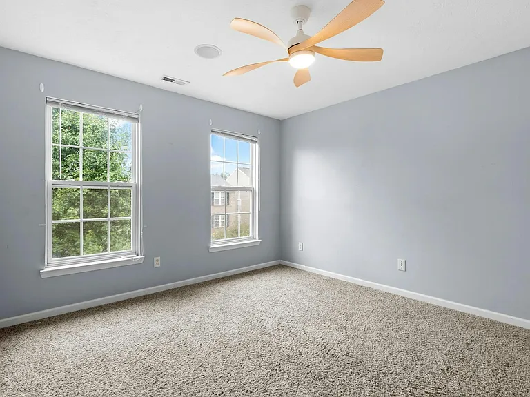 3510 King Edward Way — Photo 29