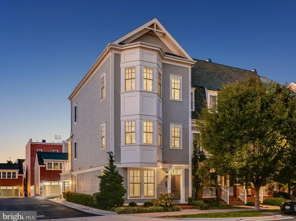 710 Diamond Ave, Alexandria, VA 22301