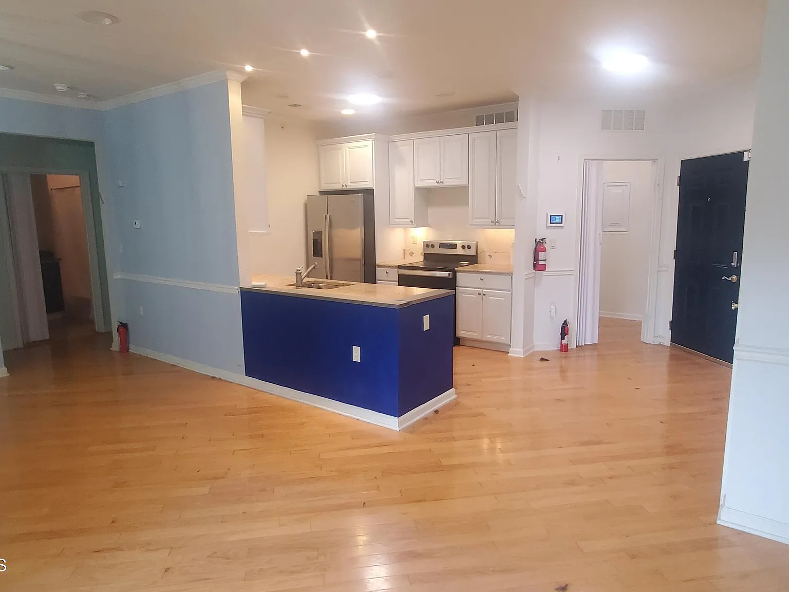 2 bed, 1165 sqft, $2,500 — Photo 2