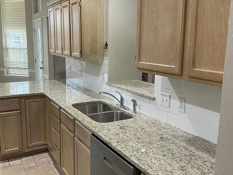 1801 Camden Way — Photo 7