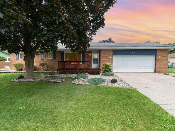 854 Waukee Ln, Saginaw, MI 48604
