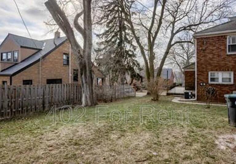 2505 N 52nd St — Photo 25