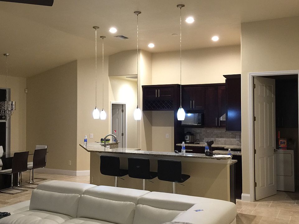 1st image of 2711 SW 45th St