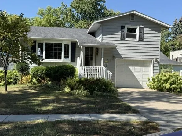 723 11th St N, Breckenridge, MN 56520