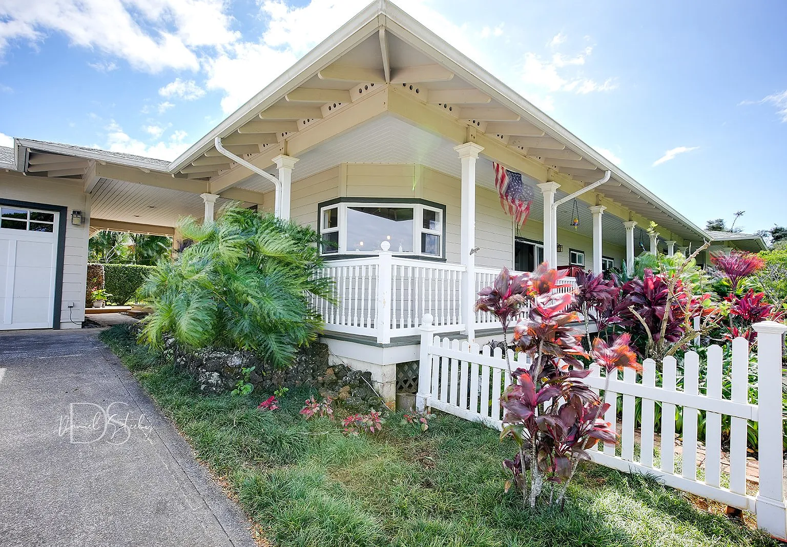 150 Hohani Pl — Photo 2