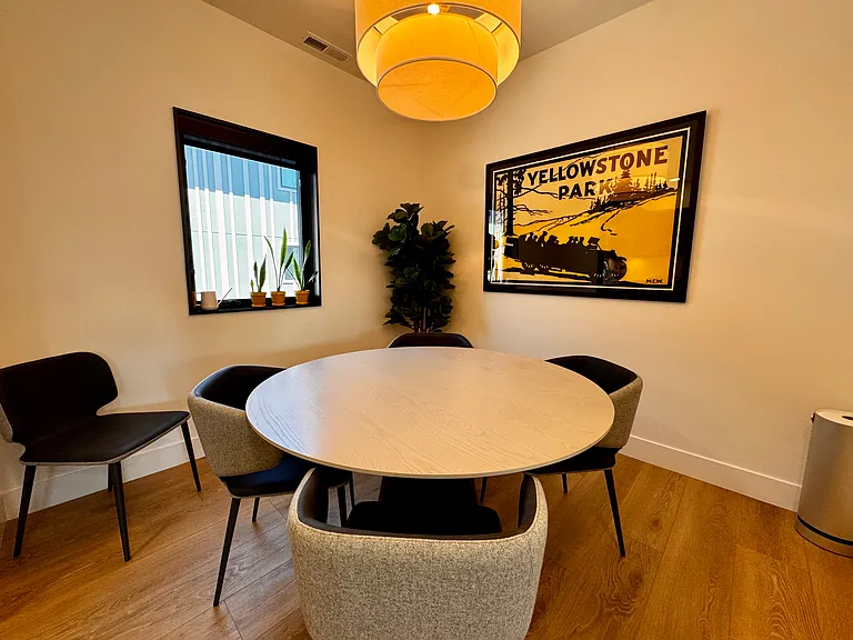 311 W Peach St #2 — Photo 4