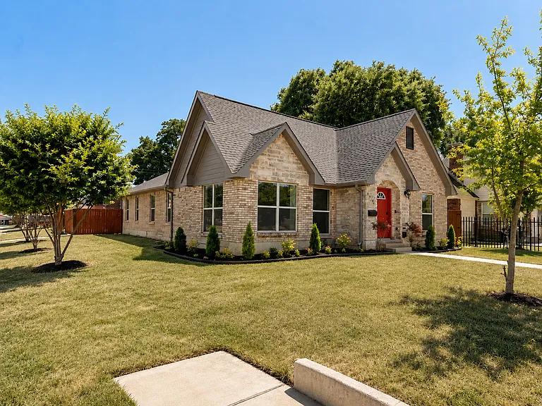 1038 Galloway Ave — Photo 6