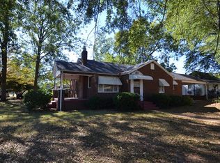 608 9th St, Tuscumbia, AL 35674