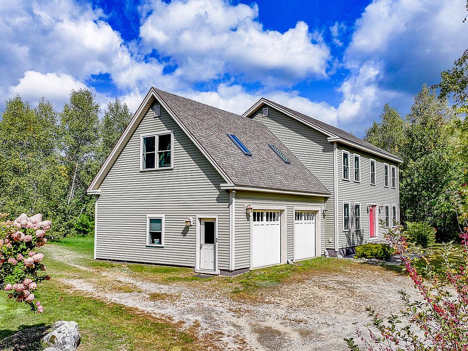 1st image of 2 Blueberry Lane