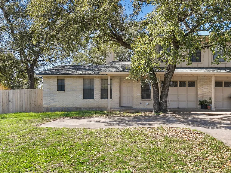 3802 Foust Trl — Photo 1