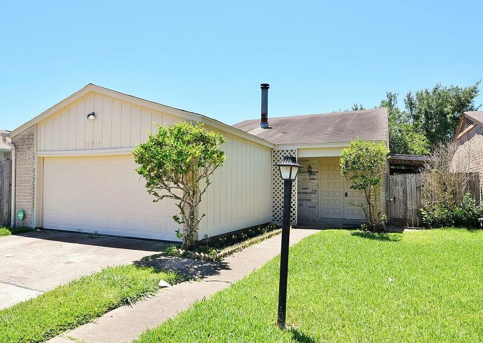 1st image of 12404 Newbrook Dr