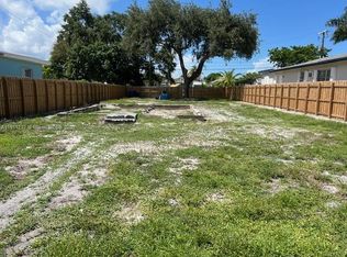 2411 Cleveland St, Hollywood, FL 33020