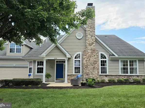 105 Hulnick Rd #438, Coatesville, PA 19320