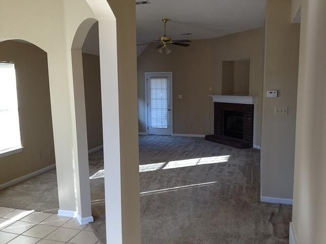 2nd image of 4537 Blue River Dr