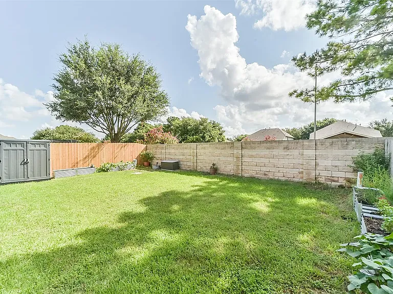 11310 Overland Trail Dr — Photo 23