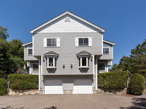 1203 Old Bridge Ln #1203, Bellingham, MA 02019