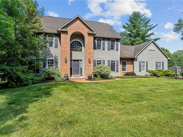 5012 Worthington Way, Fayetteville, NY 13066