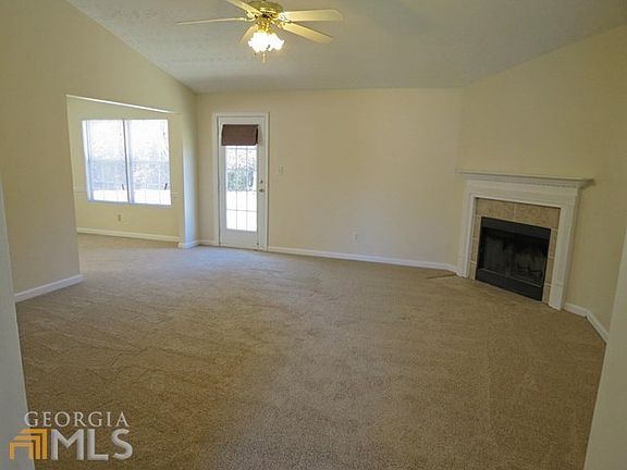 3rd image of 1117 Patriot Cir