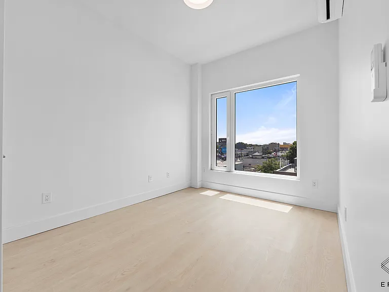 833 Maple St #4D — Photo 13