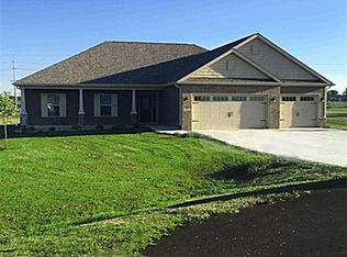 3254 N Charlais Cir, Delphi, IN 46923