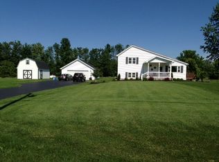 4017 Andrews Rd, Ransomville, NY 14131