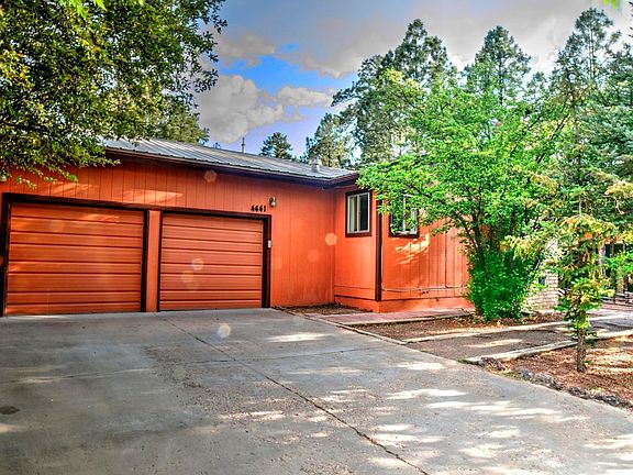 3rd image of 4441 W Mogollon Dr