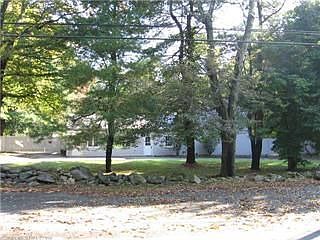 2nd image of 112 Old Amity Rd