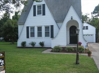 10 Dahlgren Ave, Portsmouth, VA 23702