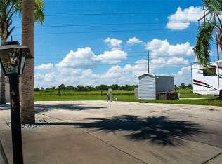 4645 W Palm Dr #24, Bowling Green, FL 33834
