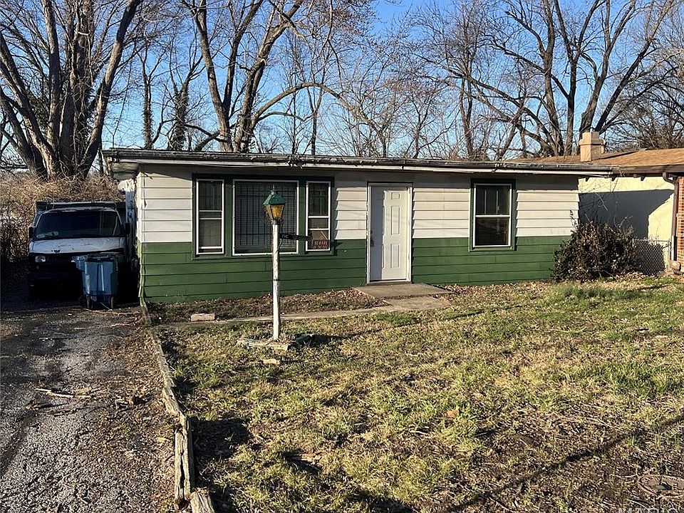 1st image of 7497 Rowles Ave