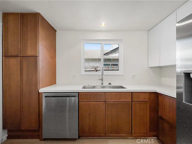 5681 Mangrum Dr — Photo 9
