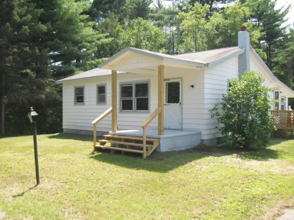 14 3rd Avenue Ext, Hadley, NY 12835