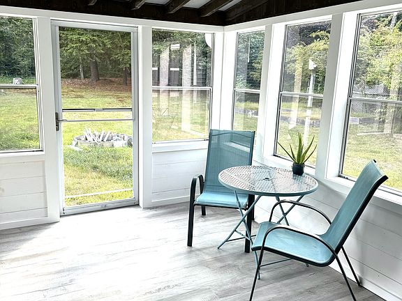 Mudroom / sunroom