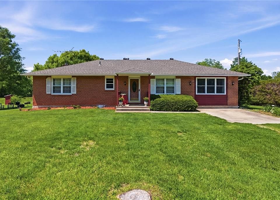 1st image of 22420 Eisele Ln