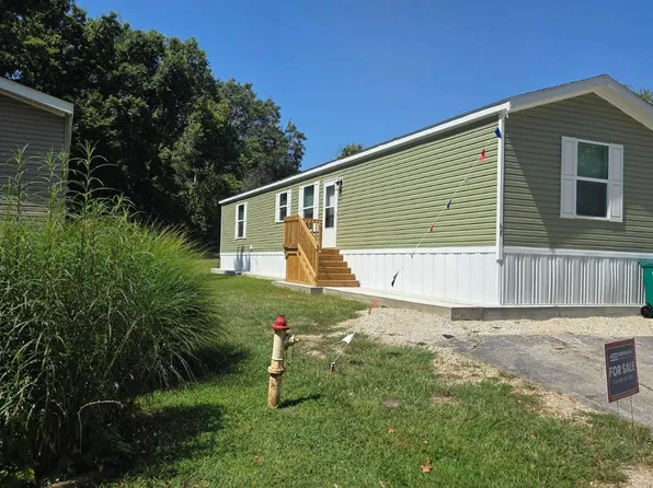 68 Rex Aire Ct, Arnold, MO 63010