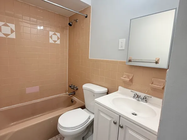 2969 four towers, 2969 Four Towers Dr #12, Cincinnati, OH 45238