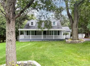 4896 Velasko Rd, Syracuse, NY 13215