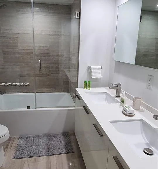 1300 Brickell Bay Dr #1701 — Photo 16